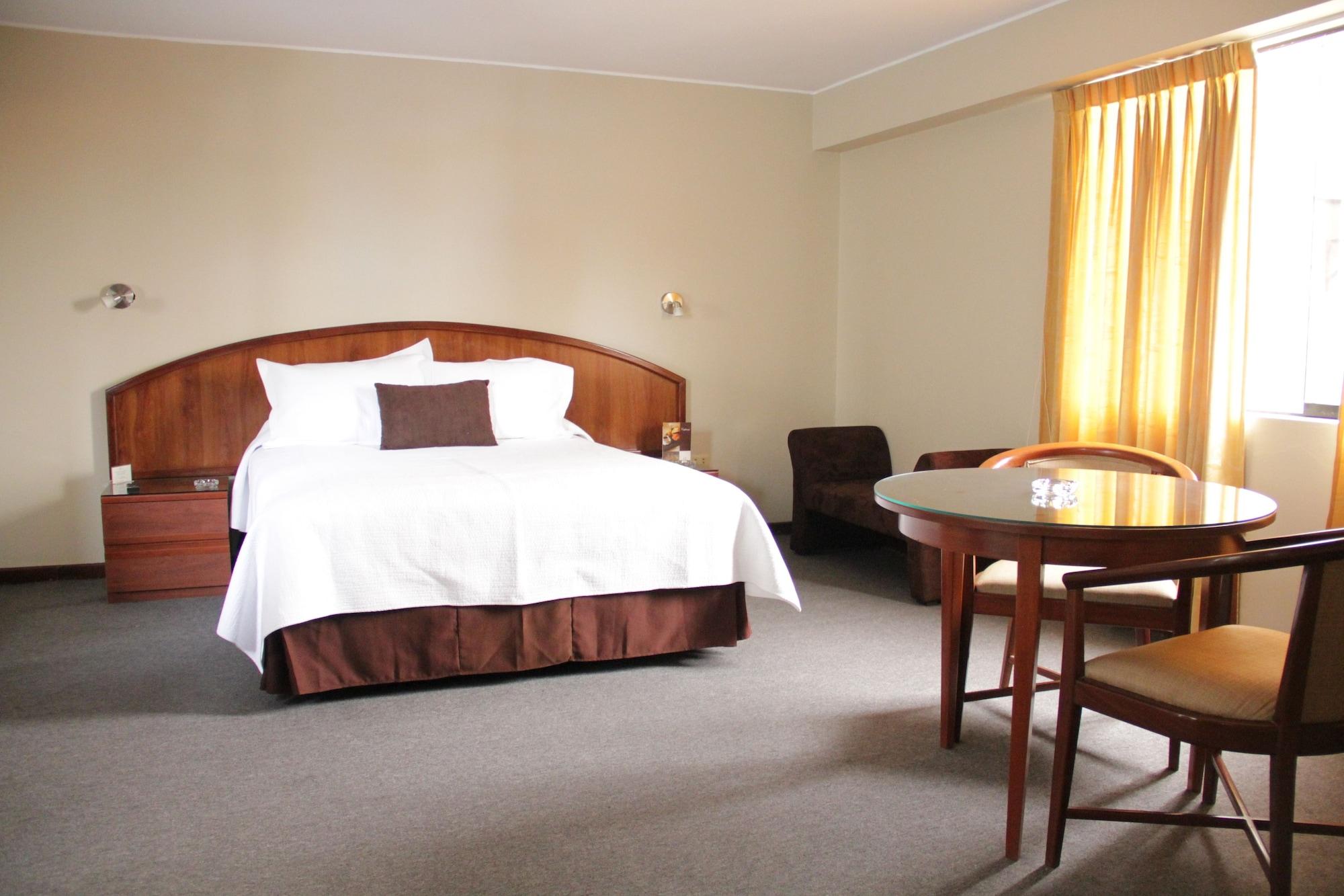 Hotel Park Suites Лима Екстериор снимка