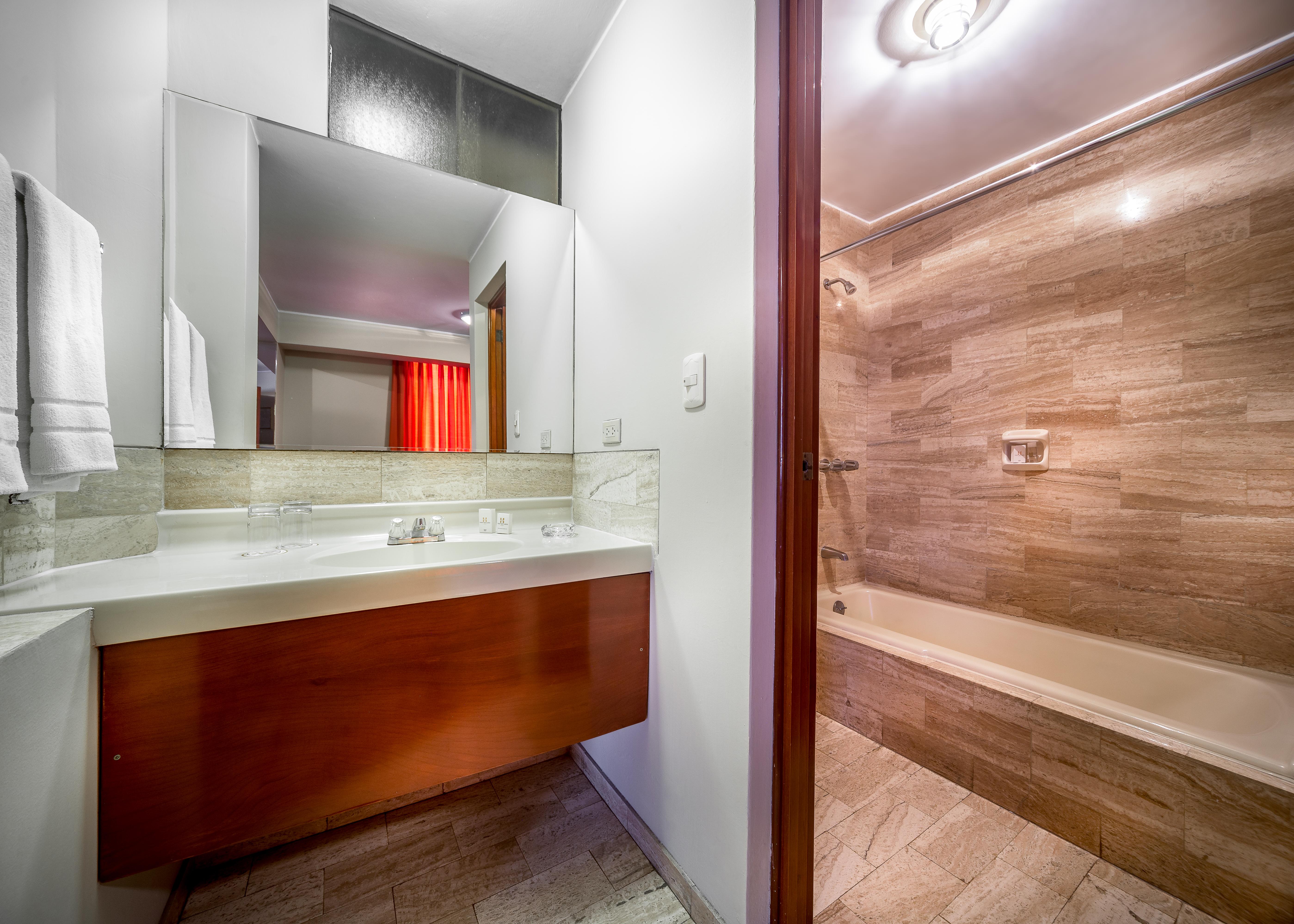 Hotel Park Suites Лима Екстериор снимка
