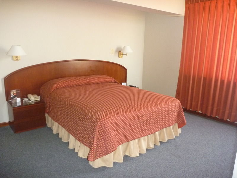 Hotel Park Suites Лима Екстериор снимка