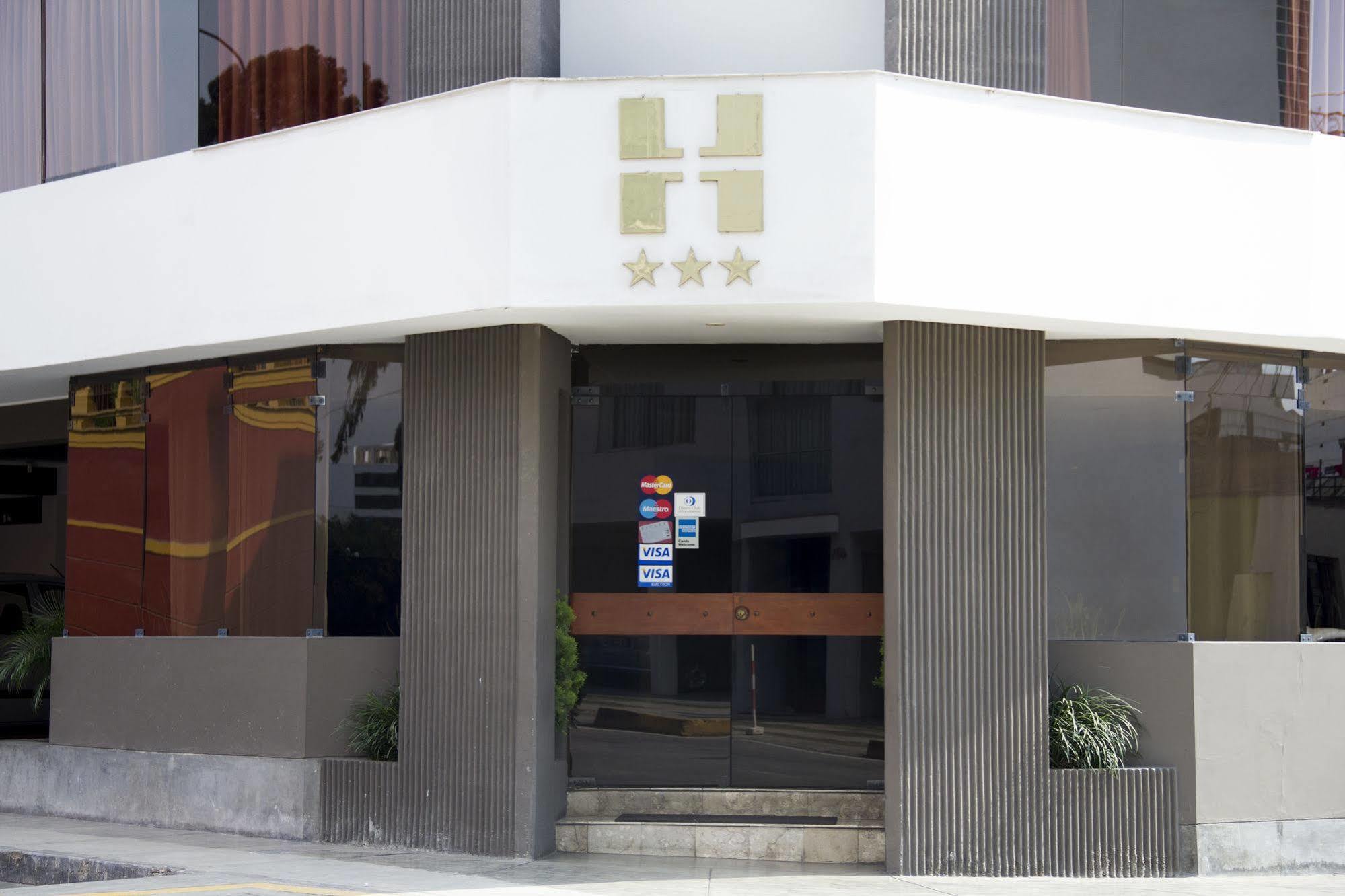 Hotel Park Suites Лима Екстериор снимка