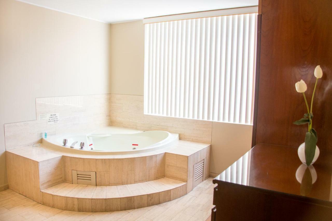 Hotel Park Suites Лима Екстериор снимка